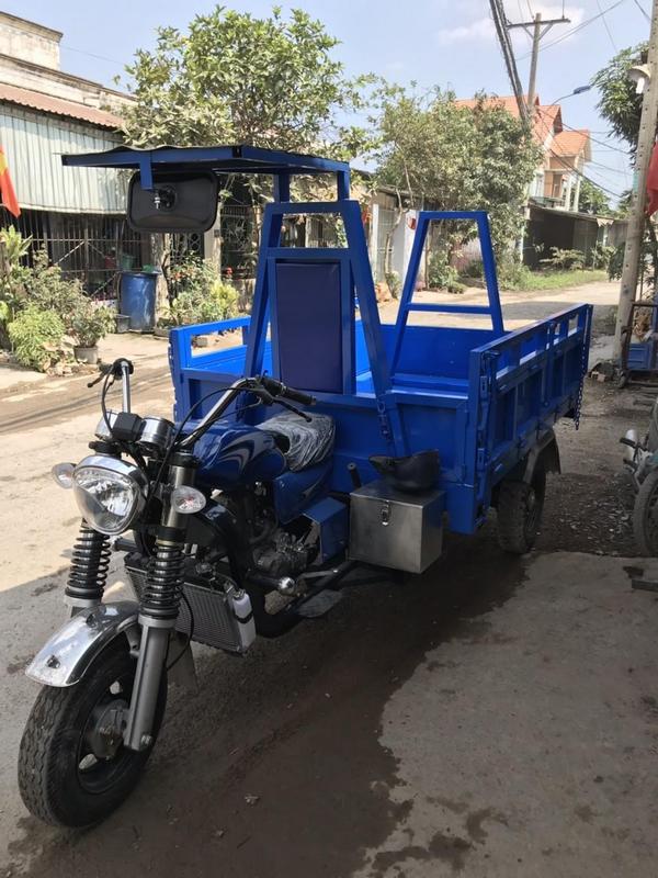 Xe ba gác chở kính